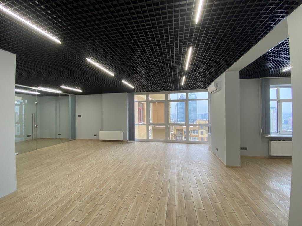 Аренда офиса 100 м², Евгения Коновальца ул., 36Е