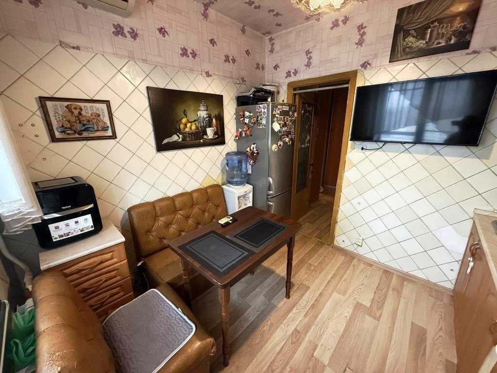 Продажа 2-комнатной квартиры 51.7 м², Героев Днепра ул., 19