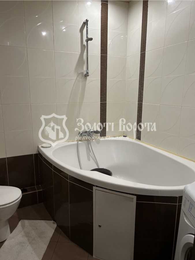 Продаж 1-кімнатної квартири 47 м², Бакинська вул., 37Г