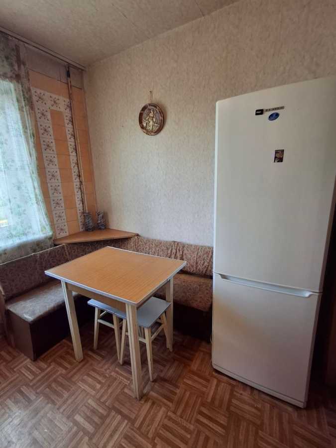 Продаж 3-кімнатної квартири 70.5 м², Героїв Дніпра вул., 62