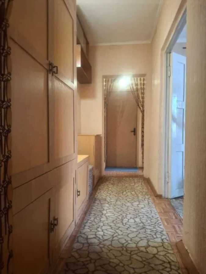 Продаж 3-кімнатної квартири 70.5 м², Героїв Дніпра вул., 62