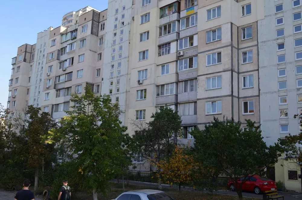 Продаж 3-кімнатної квартири 70.5 м², Героїв Дніпра вул., 62