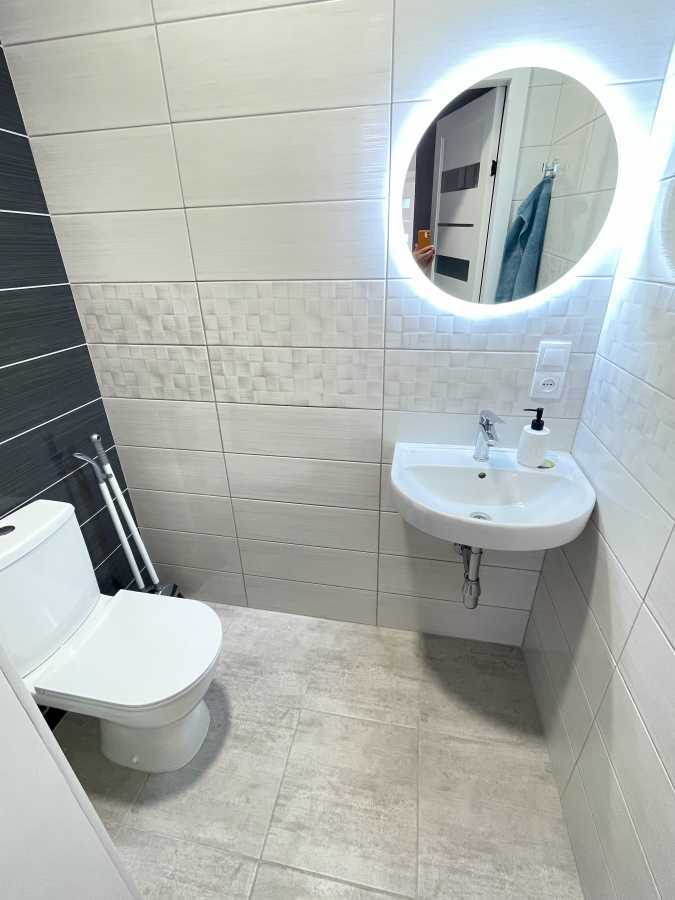 Оренда 2-кімнатної квартири 69 м², Олександра Олеся вул., 10