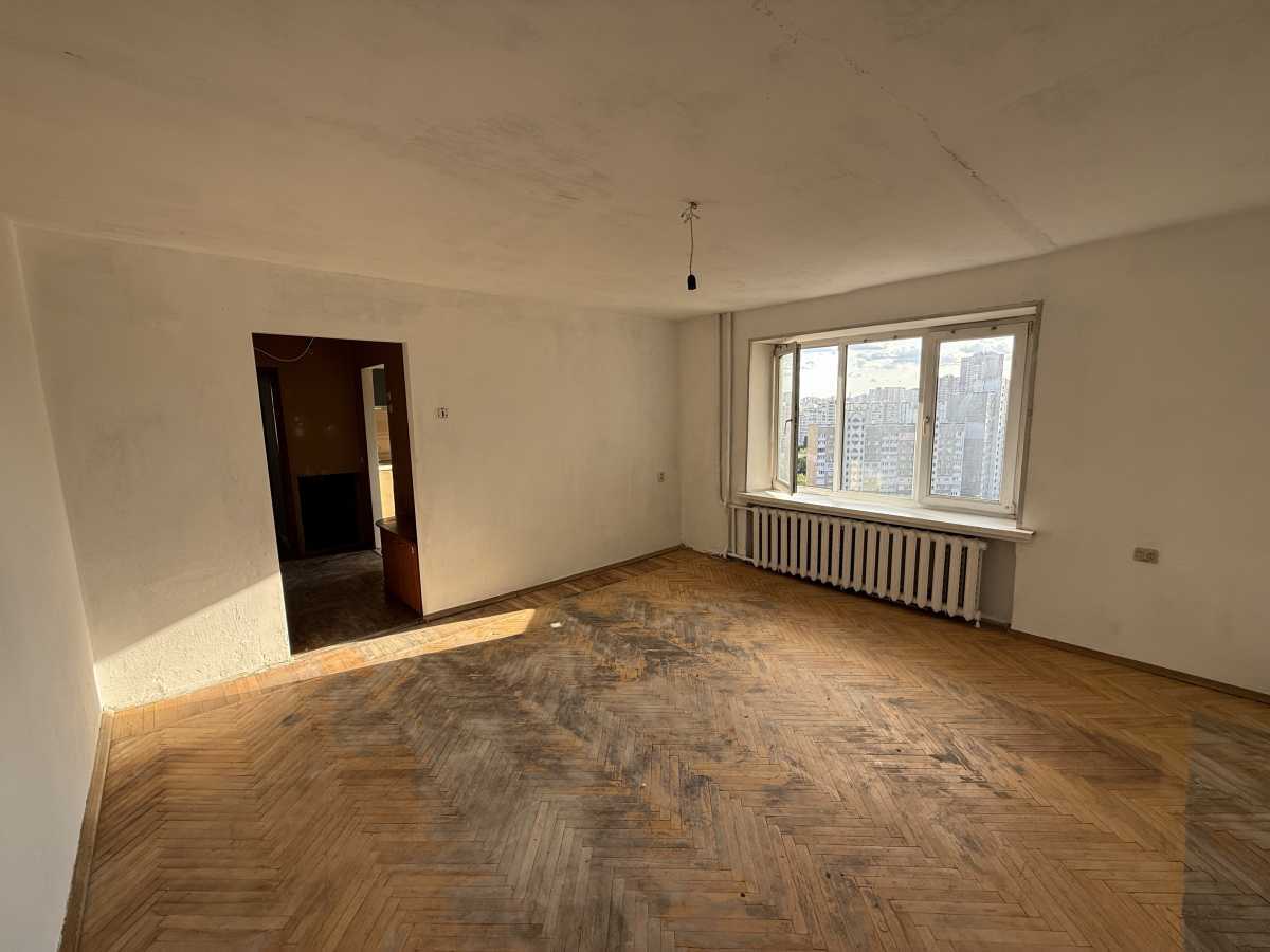 Продаж 3-кімнатної квартири 66.6 м², Миколи Кібальчича вул., Руднева, 34