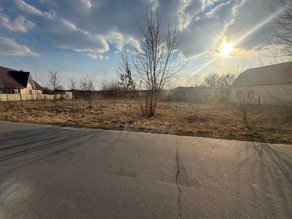 Продаж ділянки під індивідуальне житлове будівництво 20 соток, Іванків