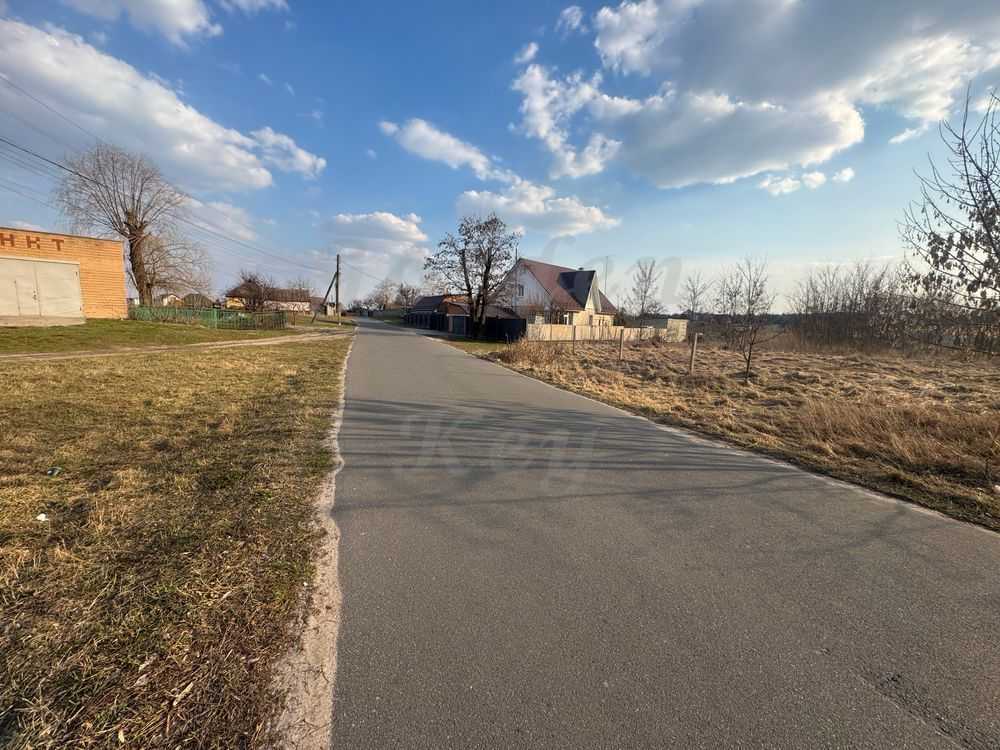 Продаж ділянки під індивідуальне житлове будівництво 20 соток, Іванків