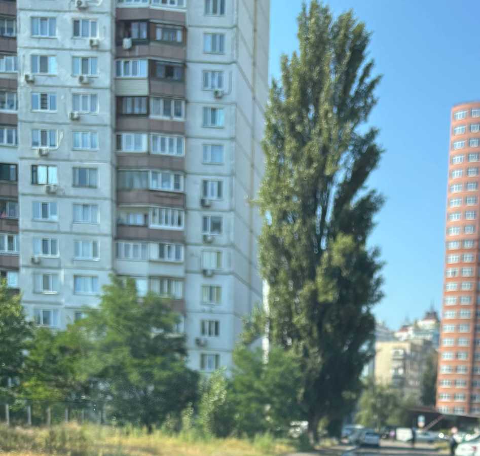 Аренда 3-комнатной квартиры 76 м², Героев Сталинграда просп., 39Б