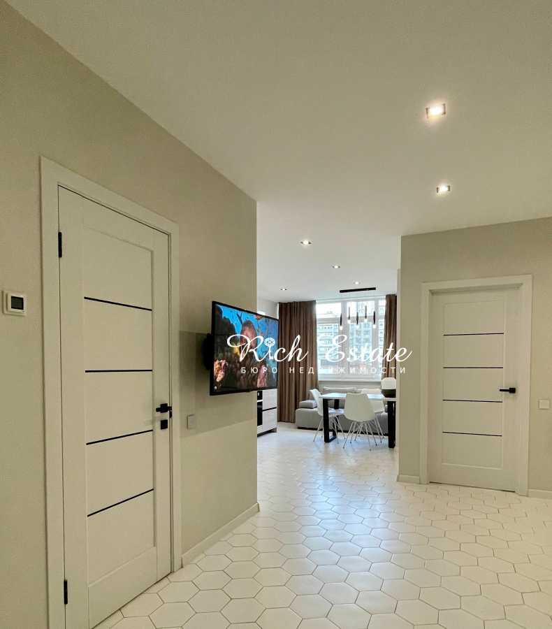 Аренда 1-комнатной квартиры 50 м², Кахи Бендукидзе ул., 2