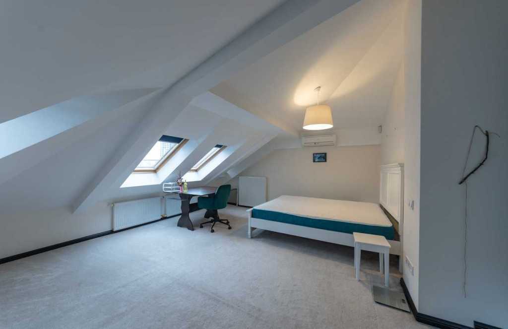 Оренда 5-кімнатної квартири 230 м², Ярославів Вал вул., 11