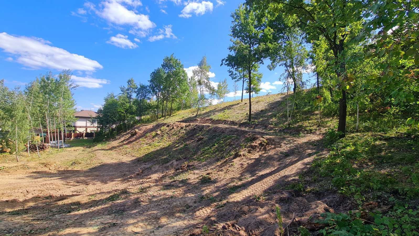 Продаж ділянки під індивідуальне житлове будівництво 20 соток, Щаслива