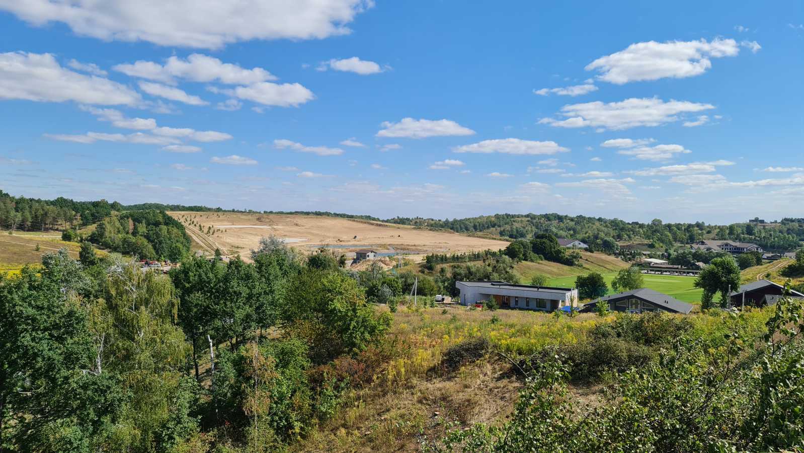 Продаж ділянки під індивідуальне житлове будівництво 20 соток, Щаслива