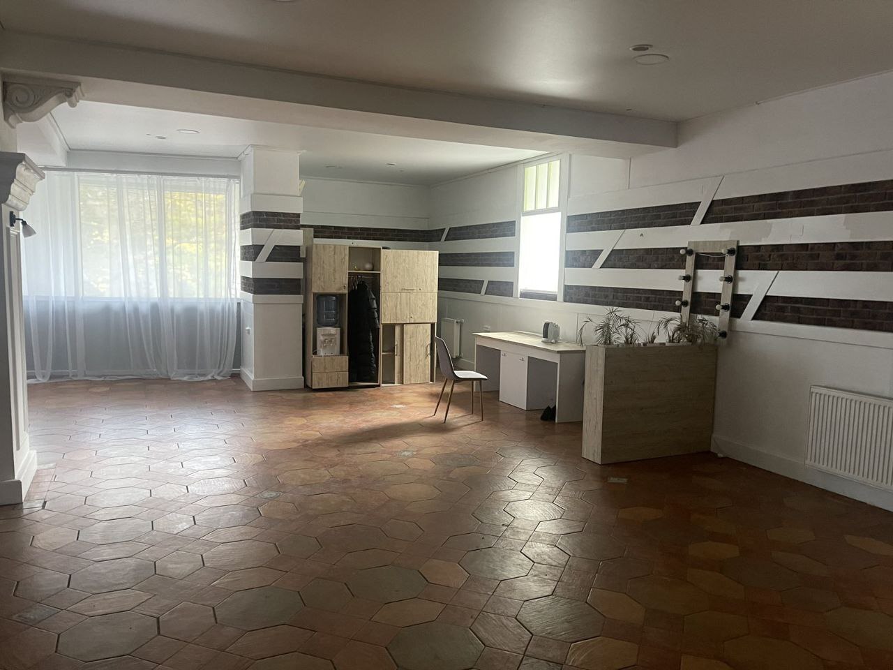 Продаж приміщення вільного призначення 681 м², Гагаріна просп.
