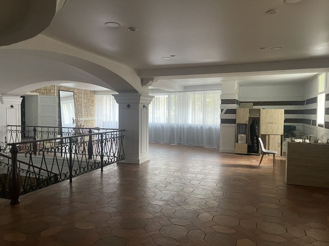 Продаж приміщення вільного призначення 681 м², Гагаріна просп.