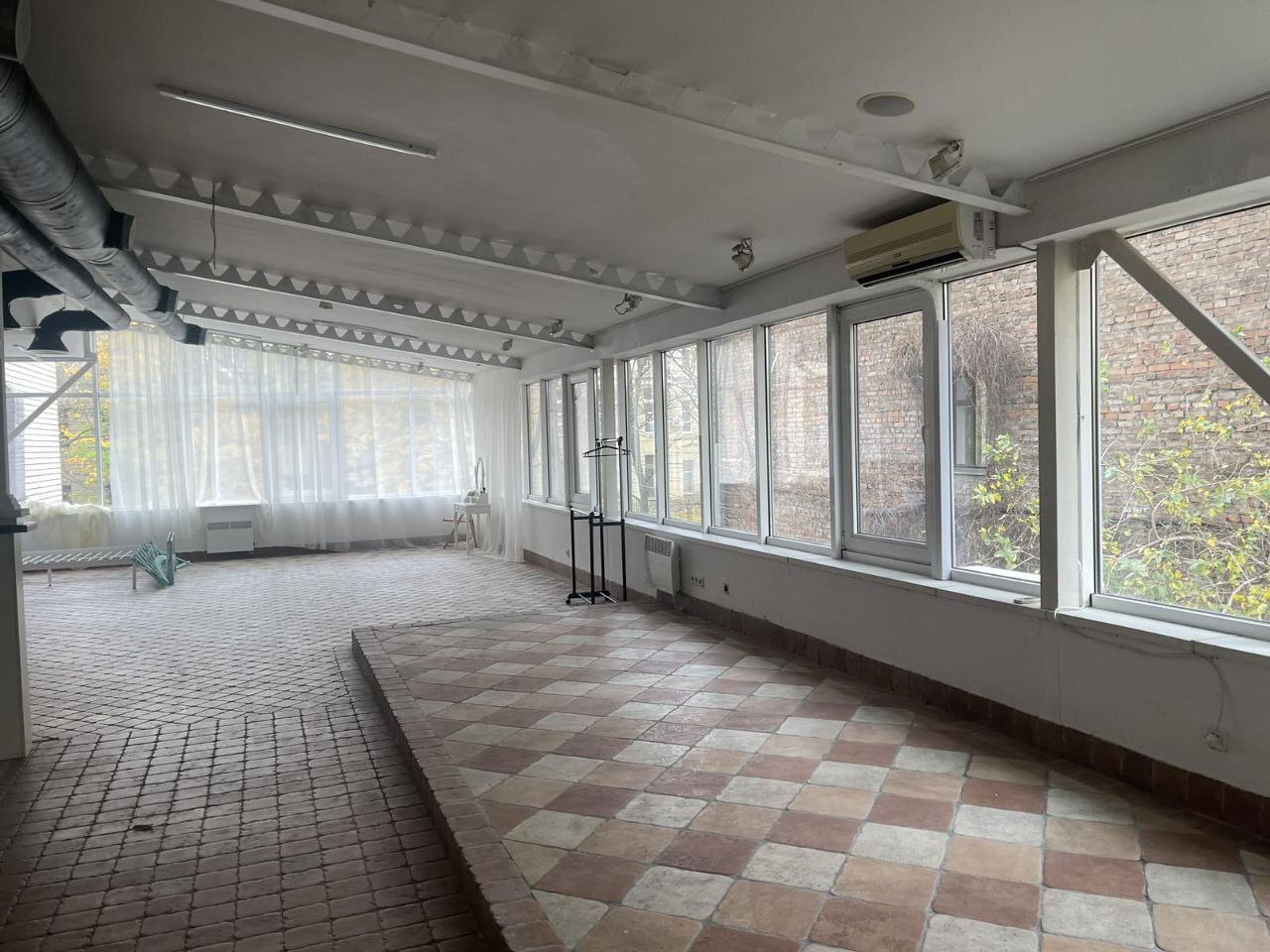 Продаж приміщення вільного призначення 681 м², Гагаріна просп.