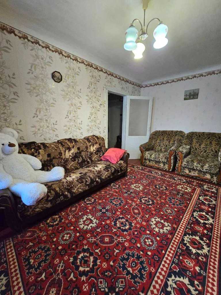 Продаж 2-кімнатної квартири 41 м², Січневого Прориву вул.