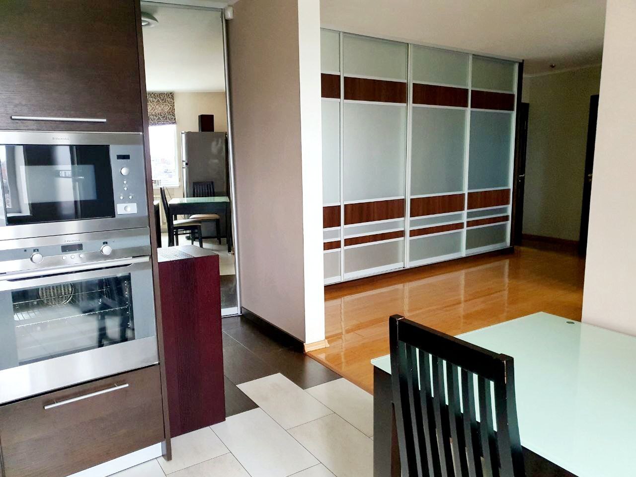 Оренда 3-кімнатної квартири 71 м², Телевізійна вул.