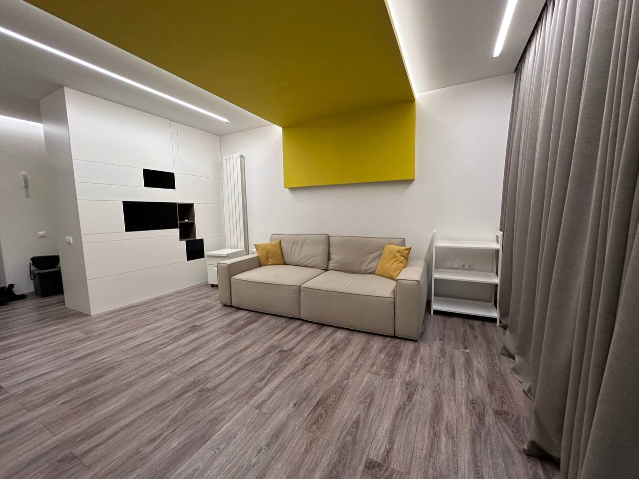 Оренда 2-кімнатної квартири 60 м², Набережна Перемоги вул.