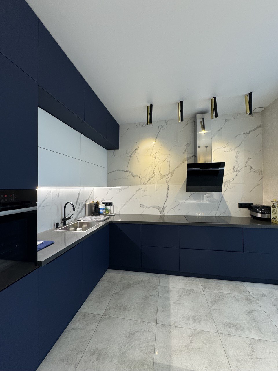 Продажа 3-комнатной квартиры 140 м², Леси Украинки ул.