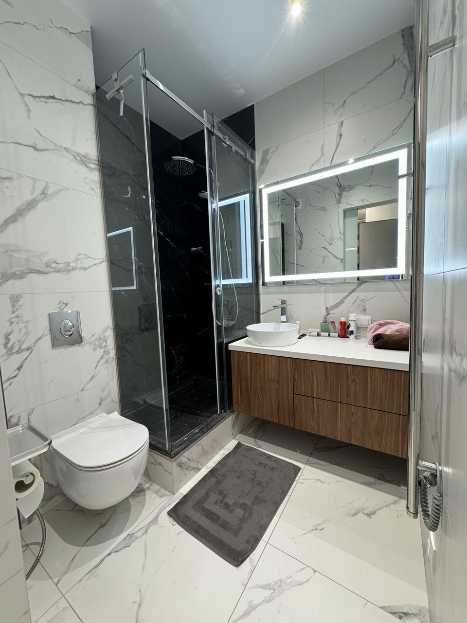 Продажа 3-комнатной квартиры 140 м², Леси Украинки ул.