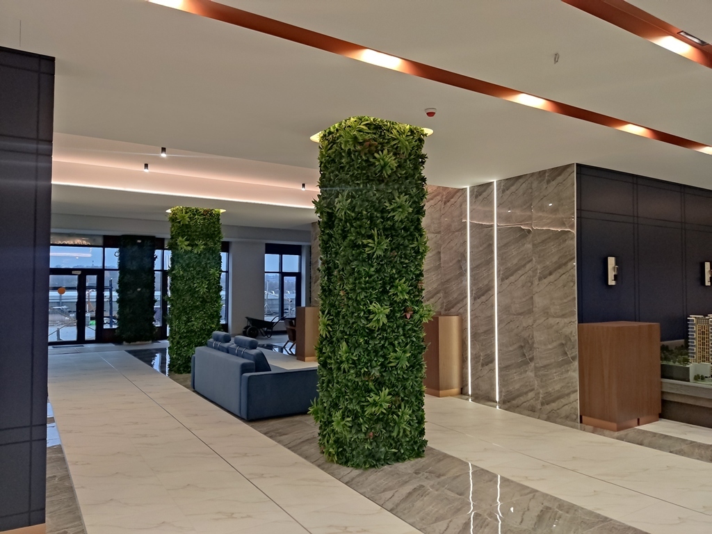 Продажа 4-комнатной квартиры 162 м², Зверинецкая ул.