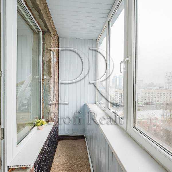 Продаж 3-кімнатної квартири 77 м², Петра Болбочана вул., 4А