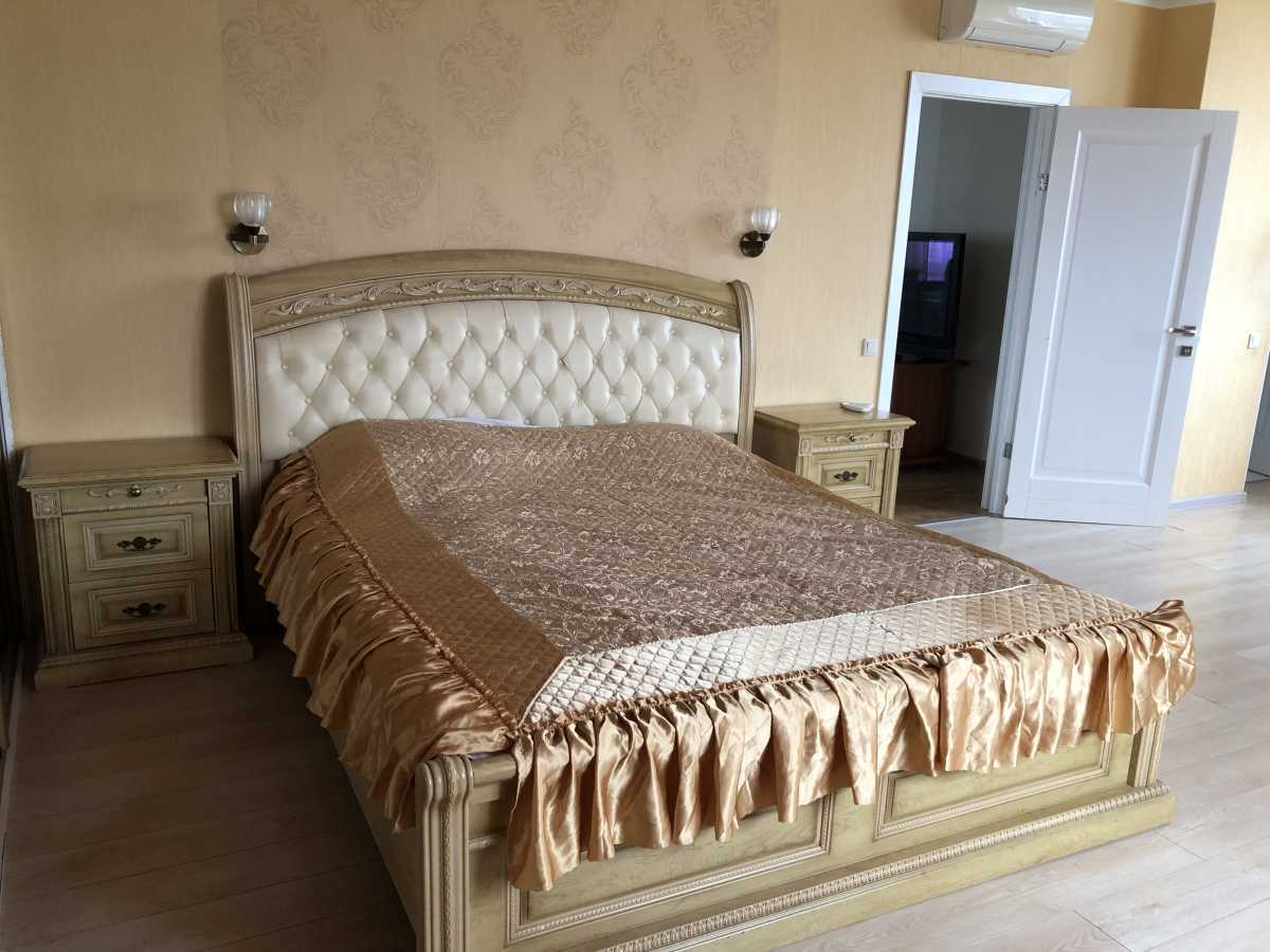 Оренда 3-кімнатної квартири 121.7 м², Петра Григоренка просп., 23