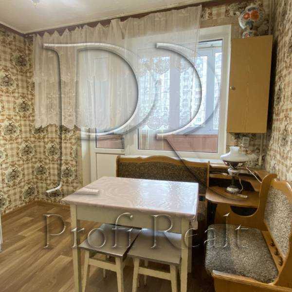 Продаж 2-кімнатної квартири 46 м², Чистяківська вул., 15