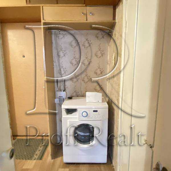 Продаж 2-кімнатної квартири 46 м², Чистяківська вул., 15