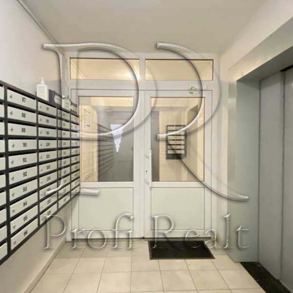 Продаж 2-кімнатної квартири 46 м², Чистяківська вул., 15