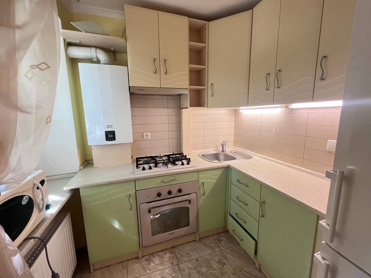 Оренда 2-кімнатної квартири 46 м², Січових Стрільців вул.