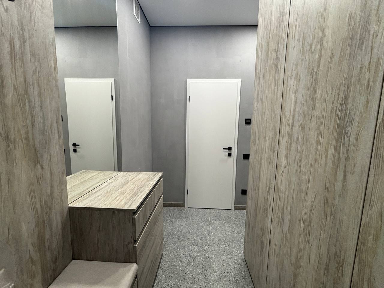 Оренда 1-кімнатної квартири 25 м², Соборна пл.