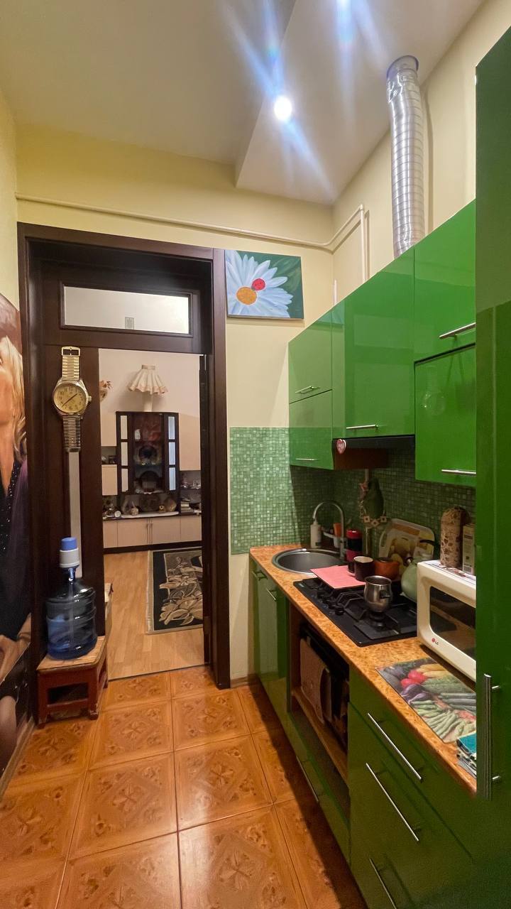 Продажа 3-комнатной квартиры 54 м², Олеся Гончара ул.