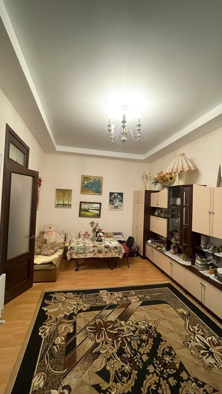 Продажа 3-комнатной квартиры 54 м², Олеся Гончара ул.
