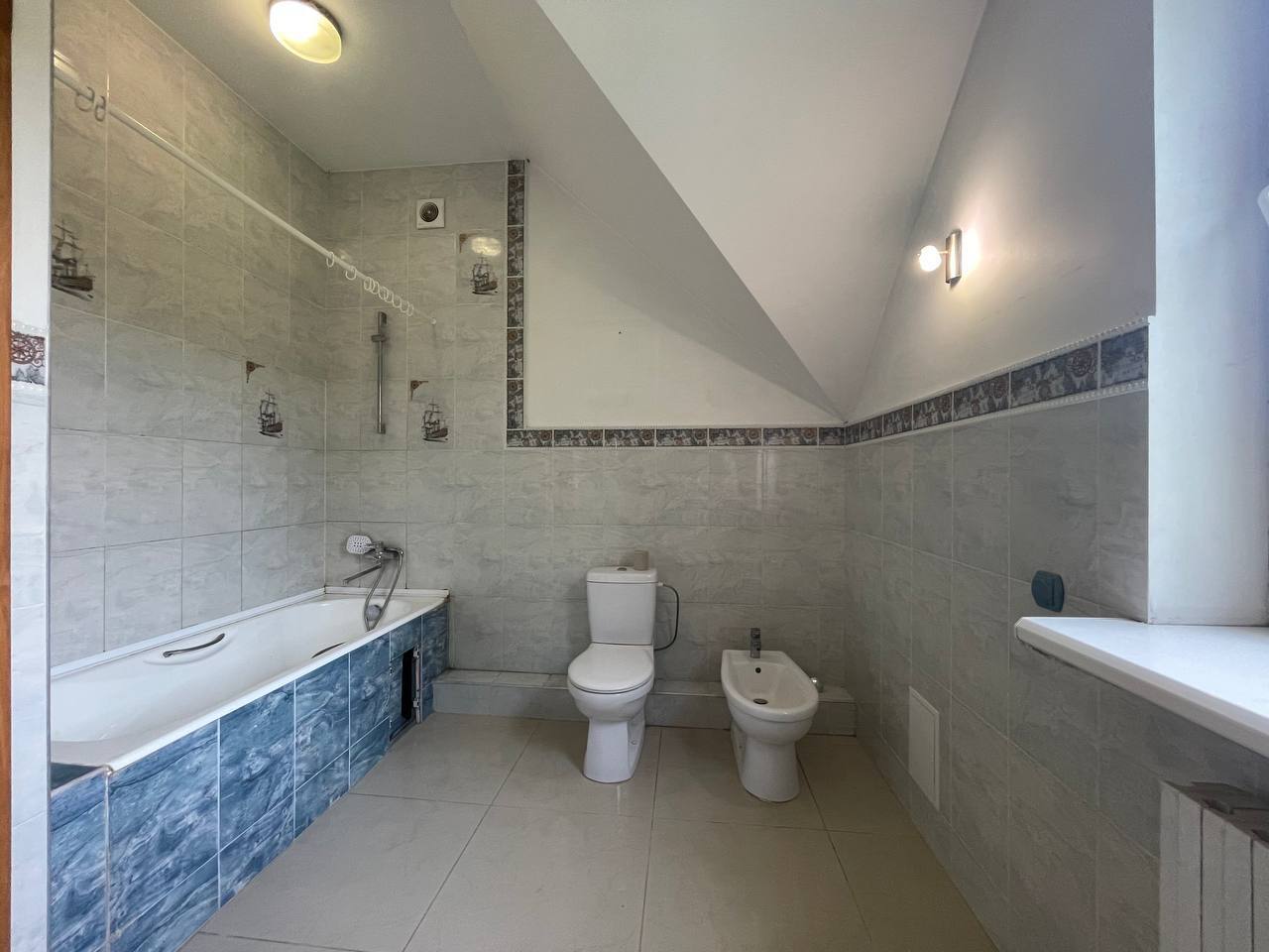 Продаж будинку 303 м², Трансформаторна вул.