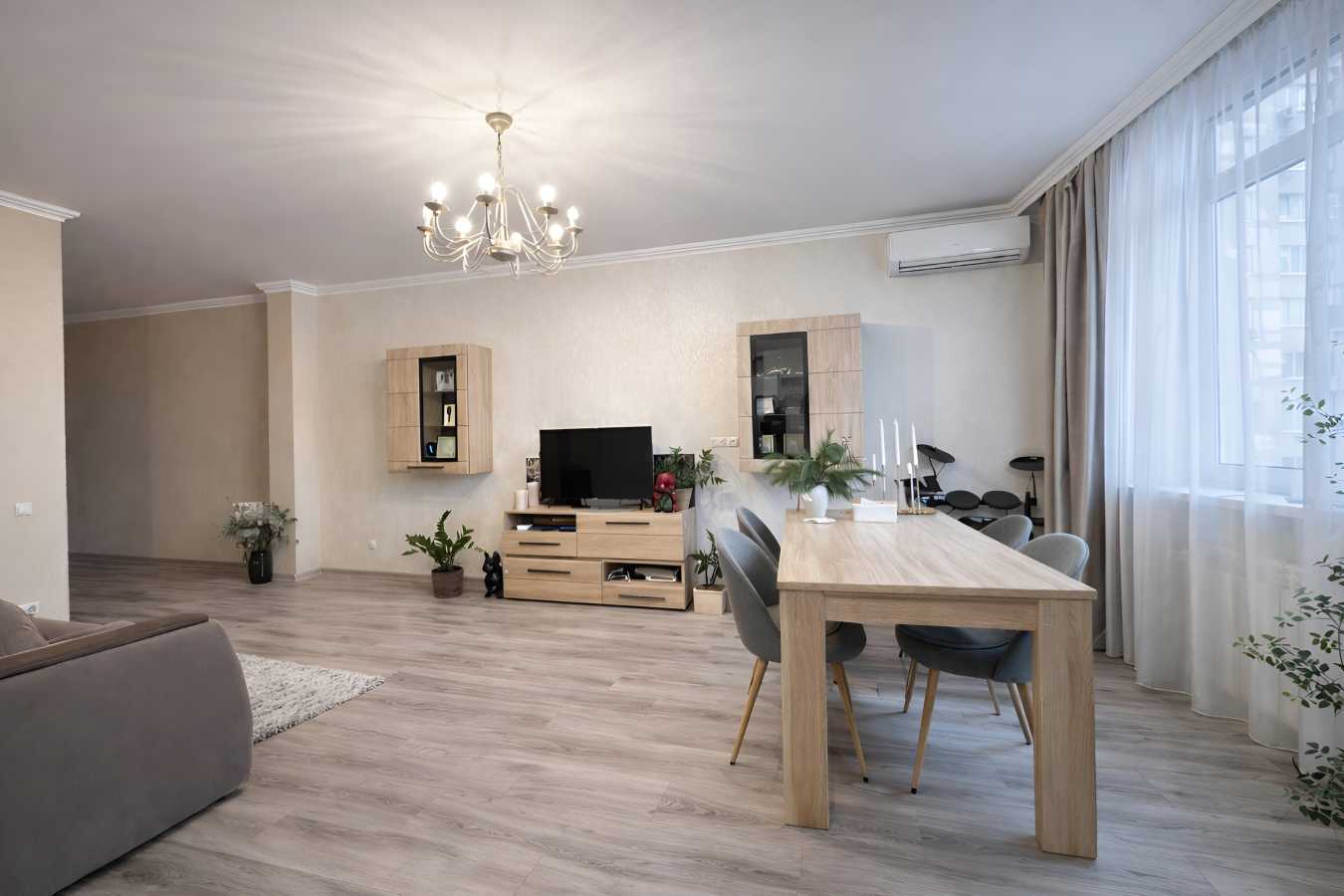 Продажа 2-комнатной квартиры 76 м², Героев Сталинграда просп., 2Д
