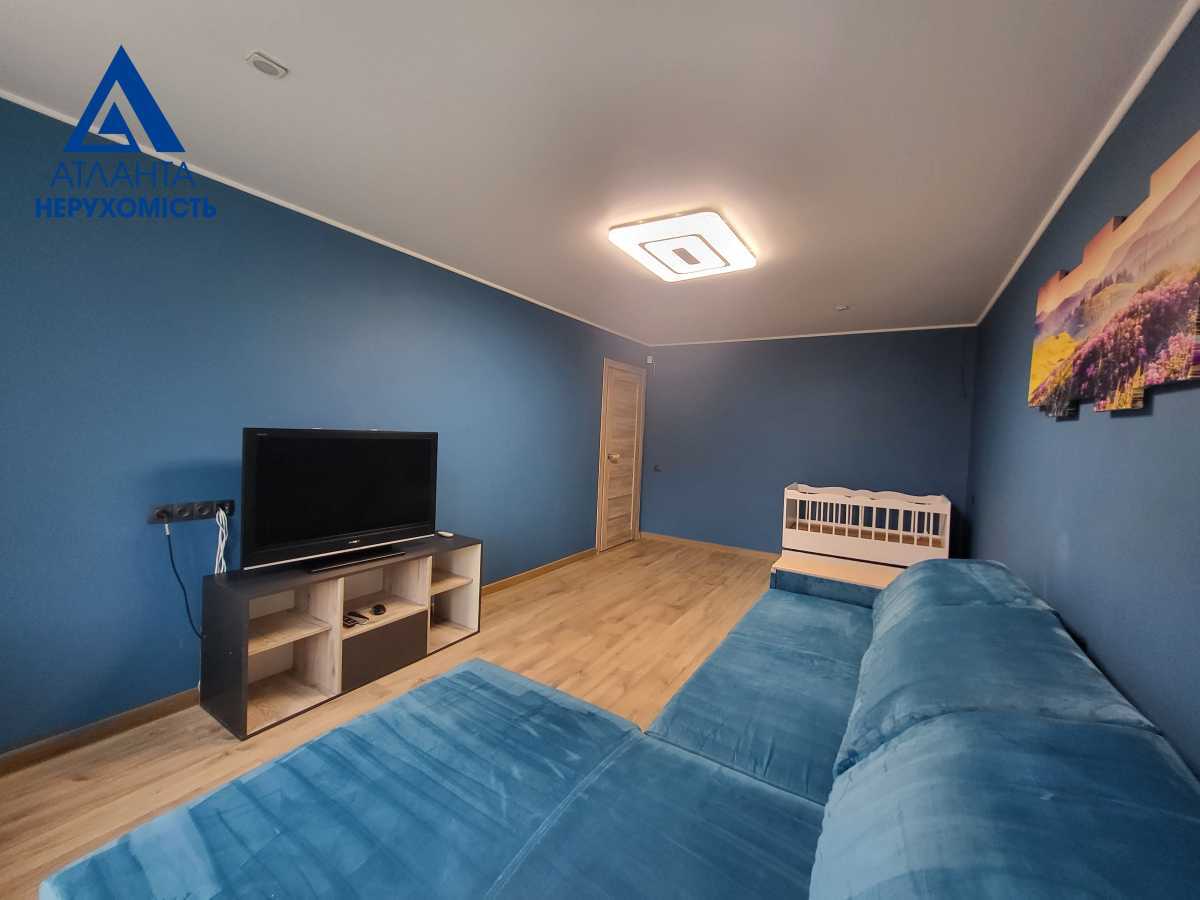 Продаж 3-кімнатної квартири 74 м², Конякіна вул., 21