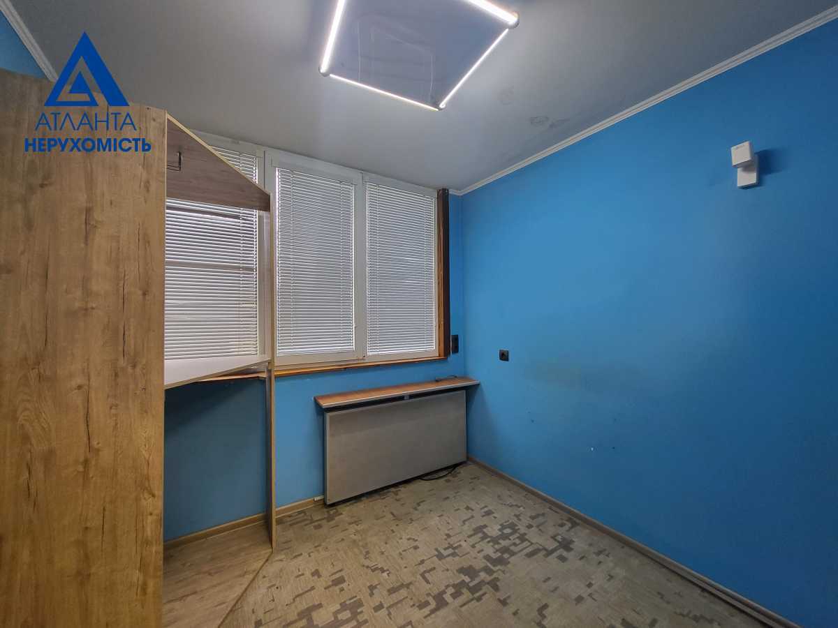 Продаж 3-кімнатної квартири 74 м², Конякіна вул., 21