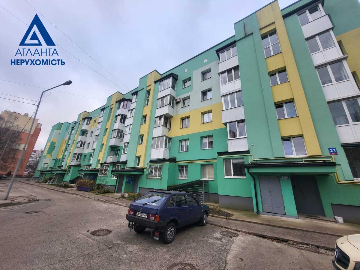 Продаж 3-кімнатної квартири 74 м², Конякіна вул., 21