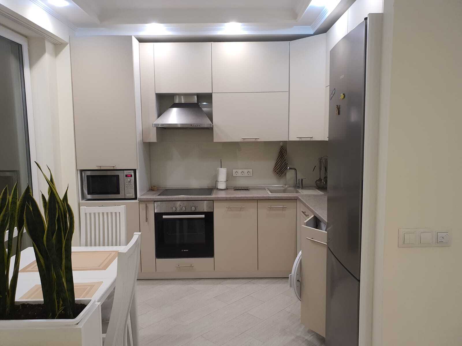 Оренда 1-кімнатної квартири 40 м², Академіка Глушкова просп.