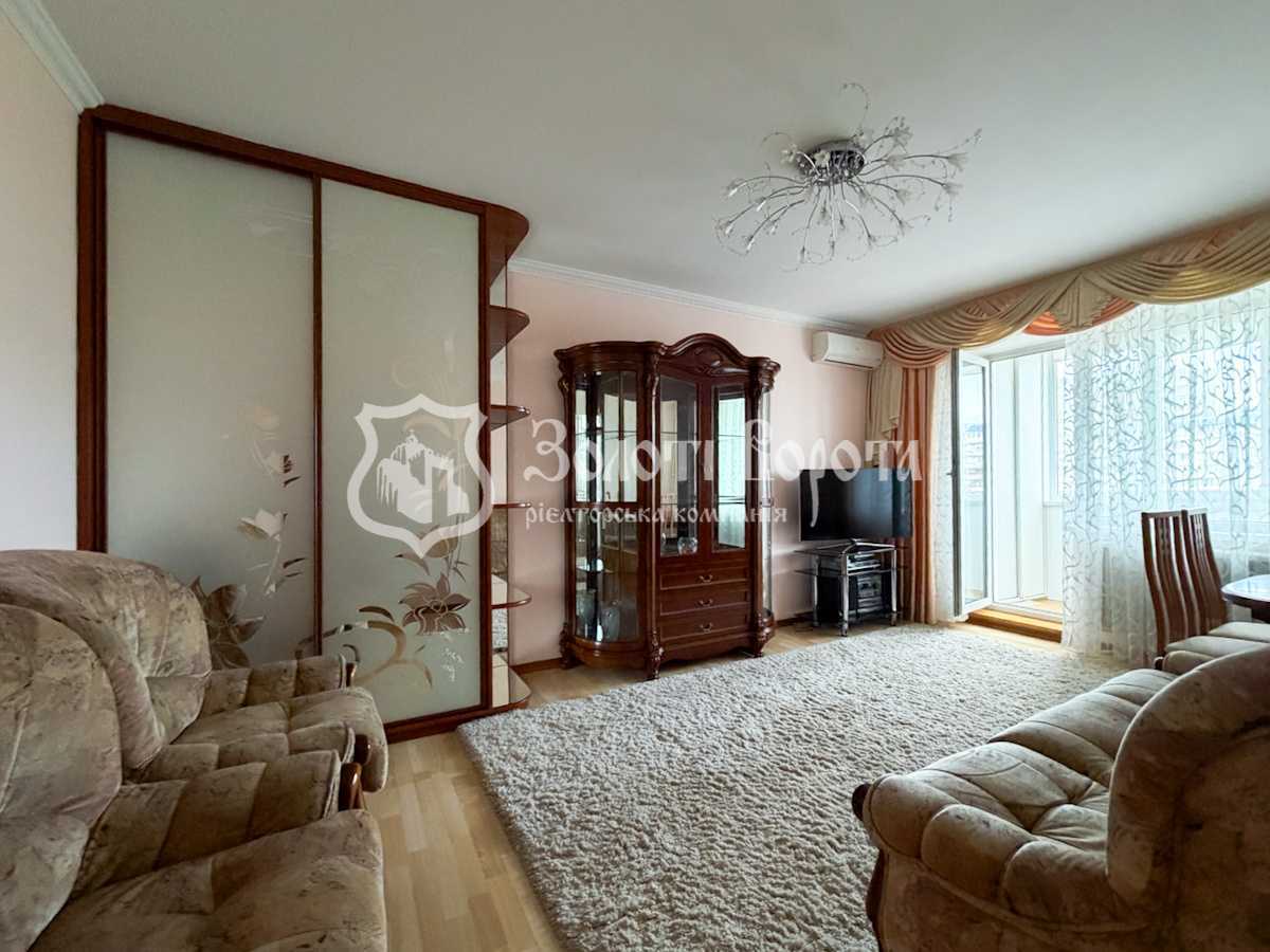 Продаж 2-кімнатної квартири 51 м², Володимира Маяковського просп., 12