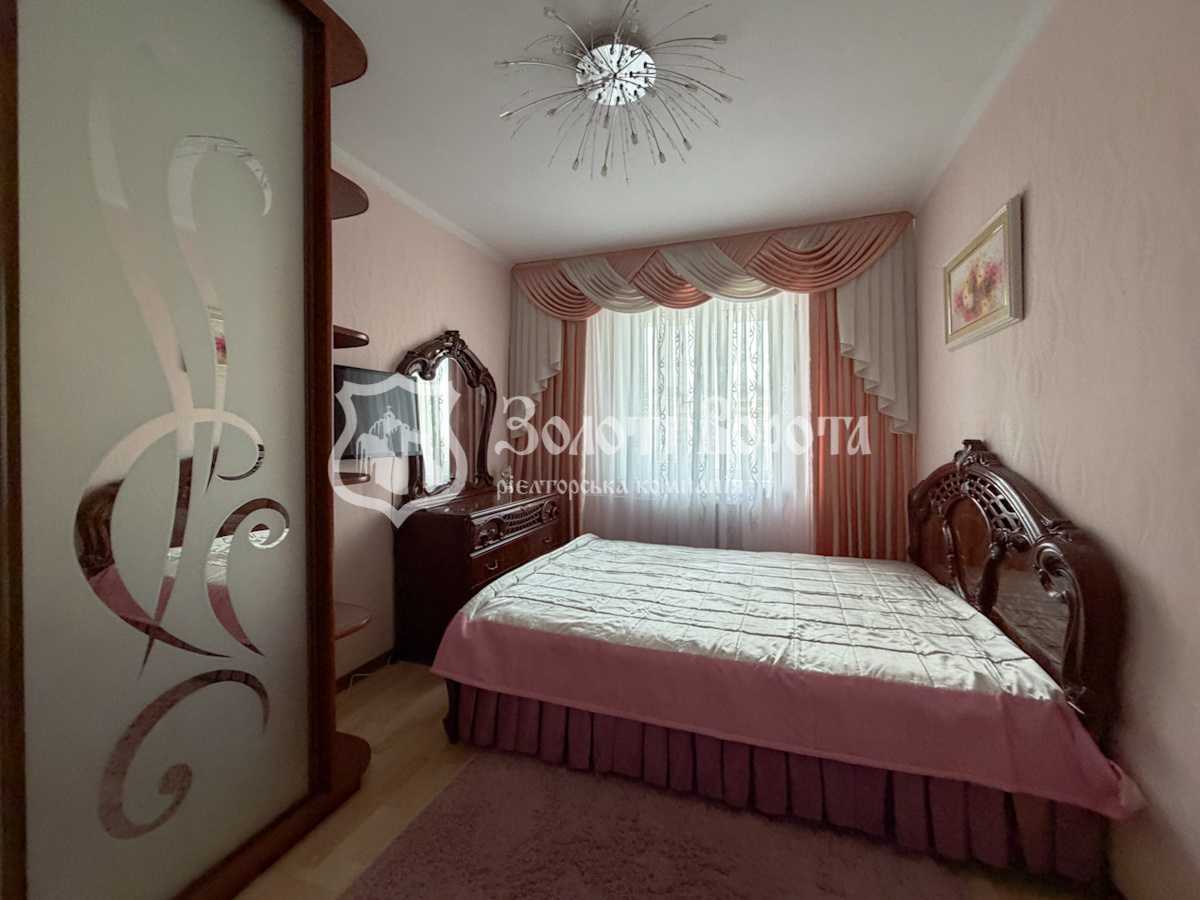 Продаж 2-кімнатної квартири 51 м², Володимира Маяковського просп., 12