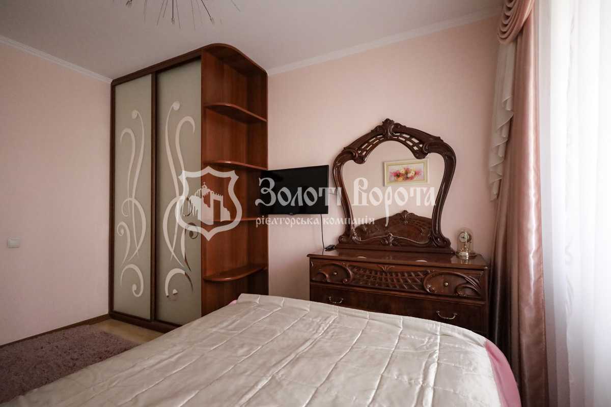 Продаж 2-кімнатної квартири 51 м², Володимира Маяковського просп., 12