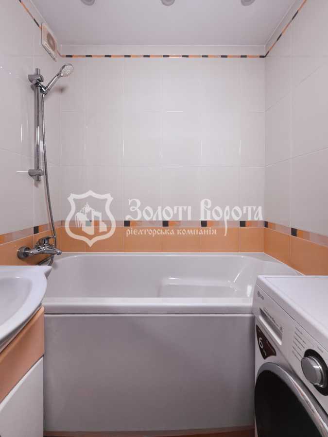 Продаж 2-кімнатної квартири 51 м², Володимира Маяковського просп., 12