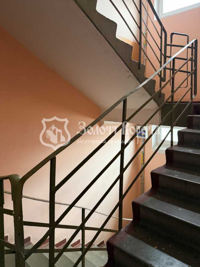 Продаж 2-кімнатної квартири 51 м², Володимира Маяковського просп., 12