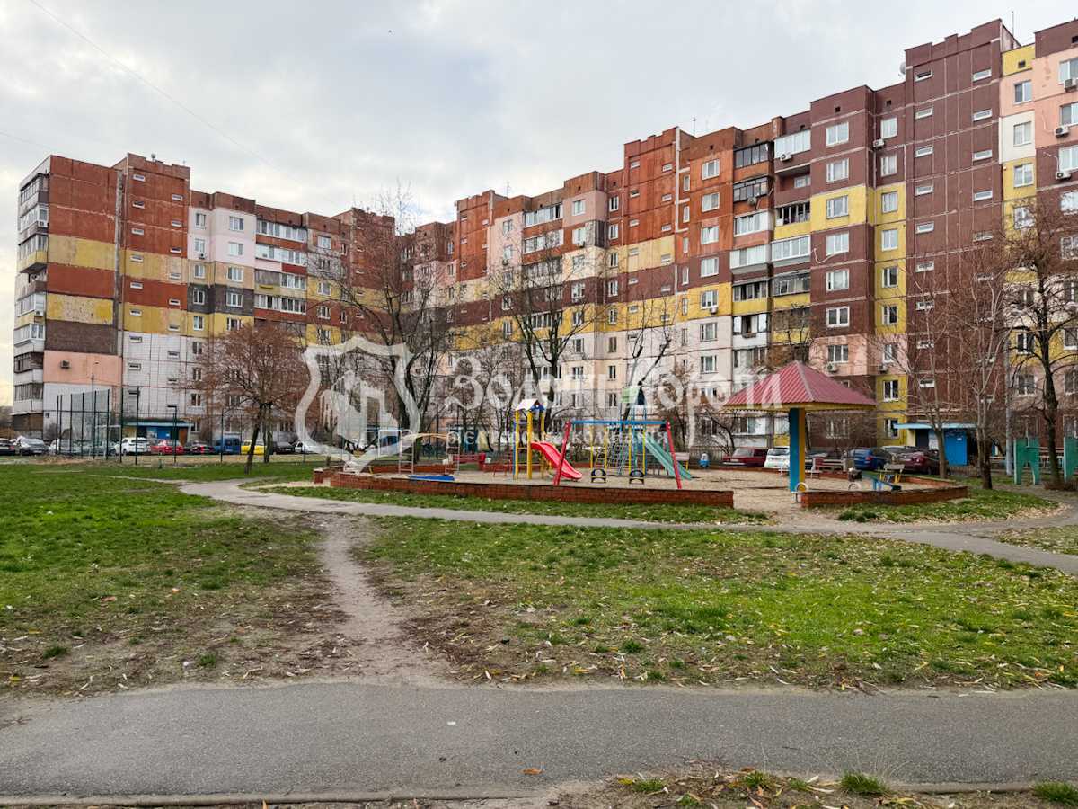 Продаж 2-кімнатної квартири 51 м², Володимира Маяковського просп., 12