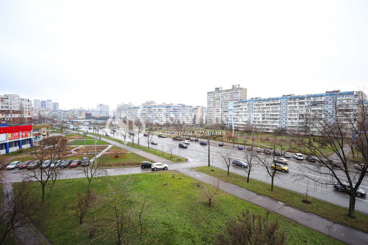 Продаж 2-кімнатної квартири 51 м², Володимира Маяковського просп., 12