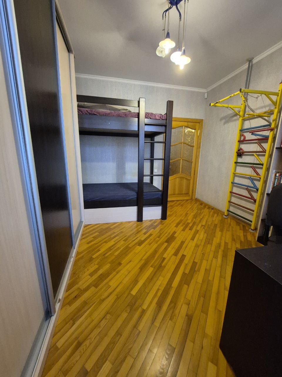 Продажа 3-комнатной квартиры 78 м², Фабрично-заводская ул.