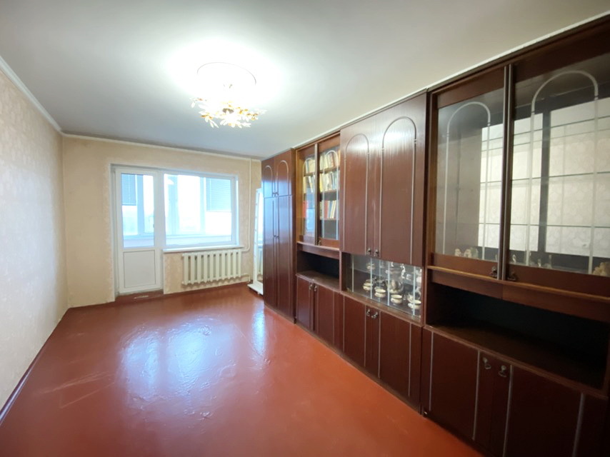 Продажа 3-комнатной квартиры 76 м², Озерная ул.