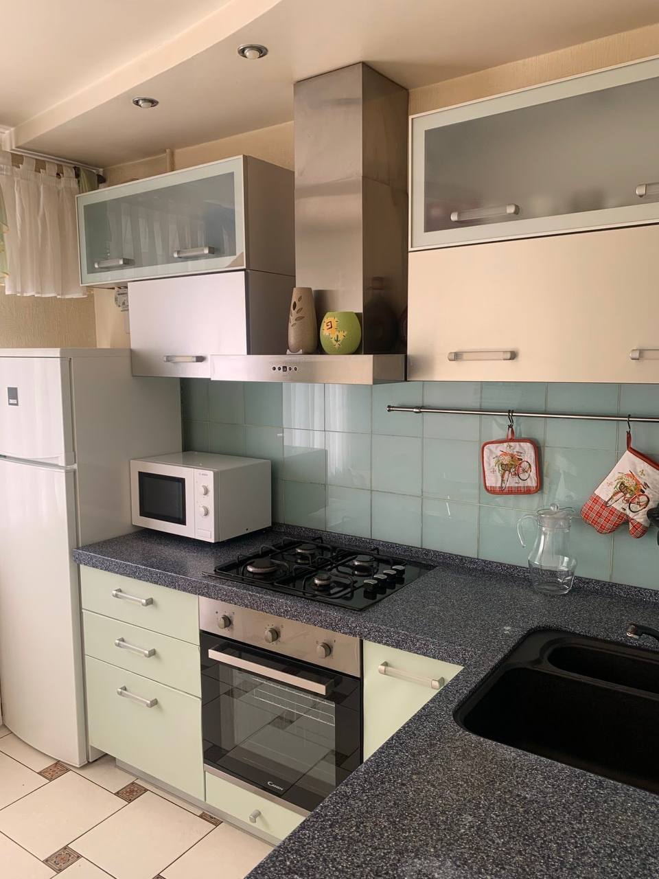 Аренда 2-комнатной квартиры 50 м², Александра Поля просп.