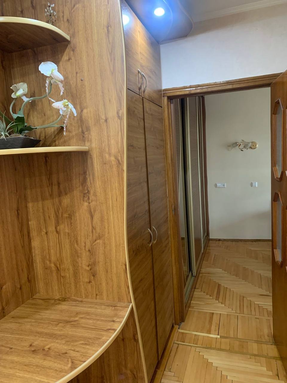 Аренда 2-комнатной квартиры 50 м², Александра Поля просп.